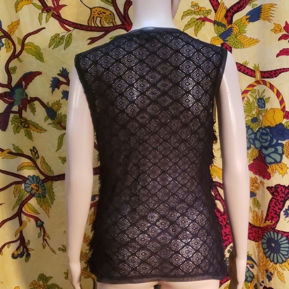 BCBG MAXAZRIA fringe knit sleeveless blouse small - Picture 3 of 8
